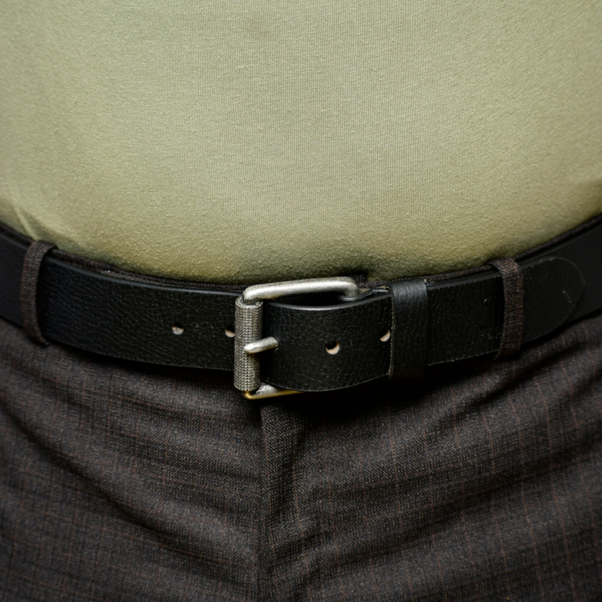 black leather belt 