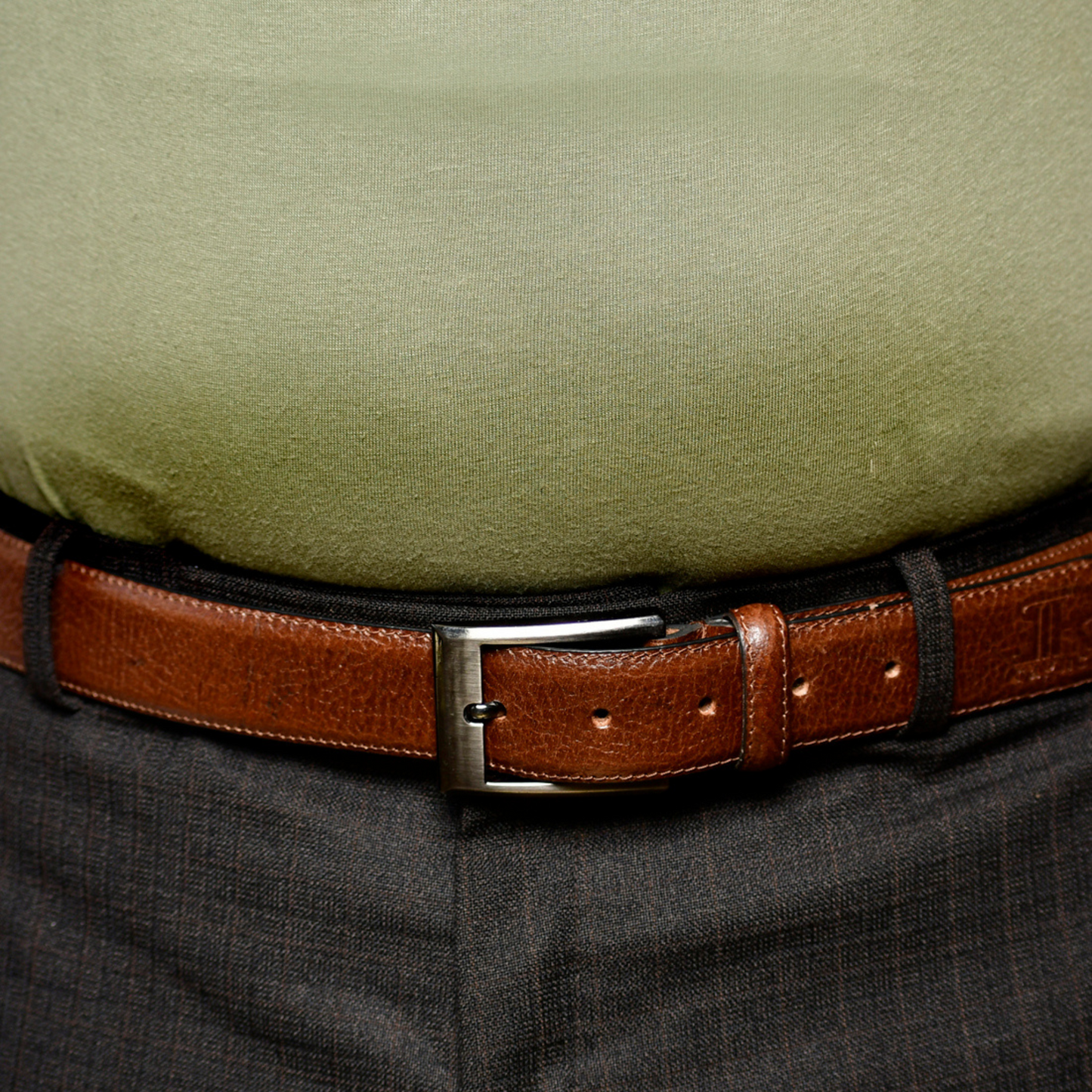 brown leather belt 