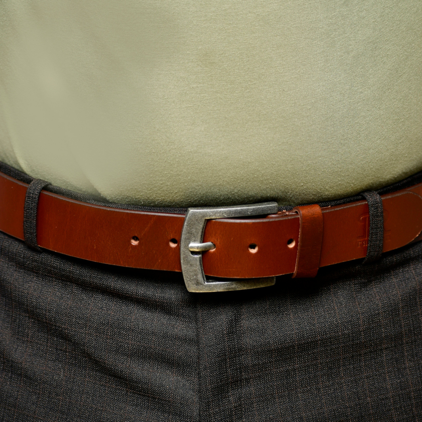 tan leather belt 